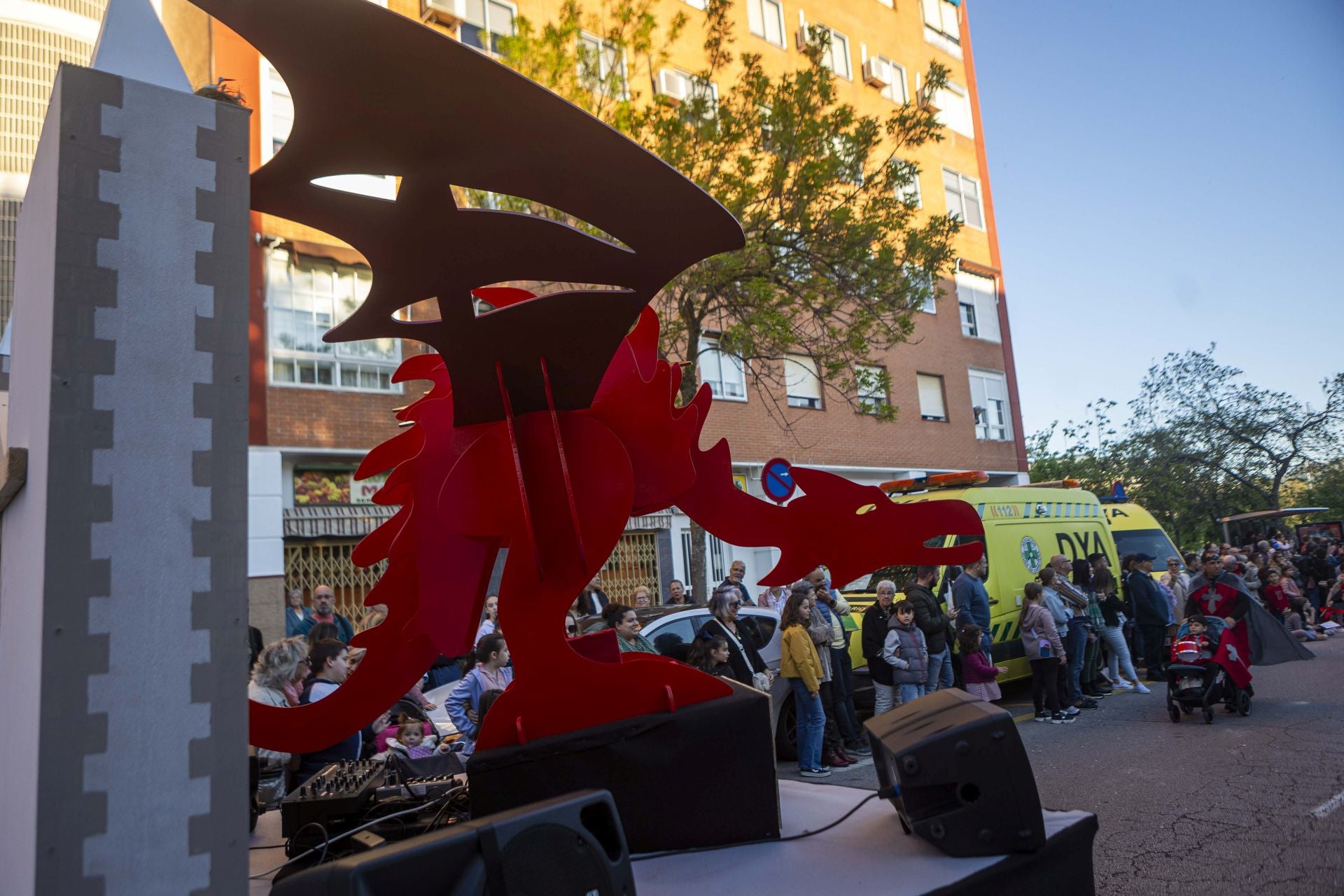 El desfile de San Jorge de Cáceres, en imágenes