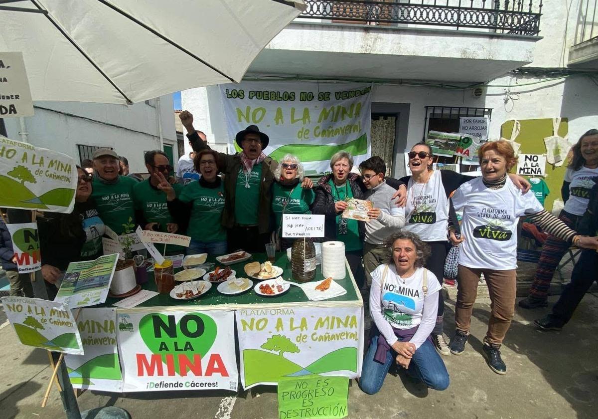 La plataforma antimina de Cañaveral exige a Bruselas información sobre el proyecto