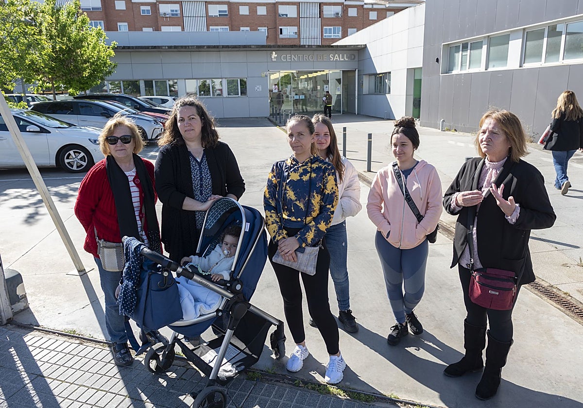 Familias de Suerte de Saavedra: «Es una vergüenza y un peligro que nuestros hijos no tengan pediatra»