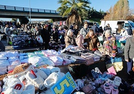 Mercadillo de Cáceres, que lleva meses de polémica en torno a su posible cambio de ubicación.
