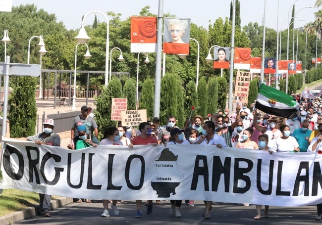 Protesta del gremio de vendedores ambulantes en Mérida en el año 2020.