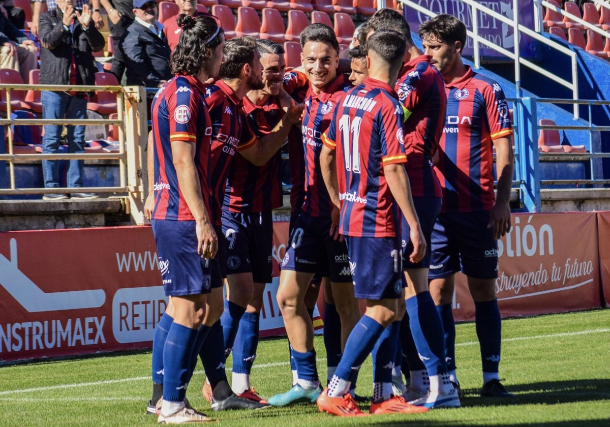 El Extremadura tiene en su mano ascender esta jornada