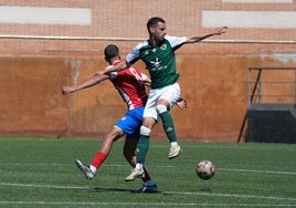 Acción del Navalcarnero-Cacereño de este domingo.