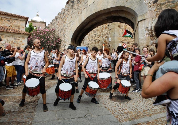 Agenda del fin de semana: del Womad, a la fiesta de las letras y a comer buen jamón