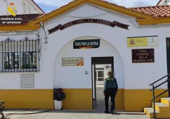 Cuartel de la Guardia Civil en Montijo.