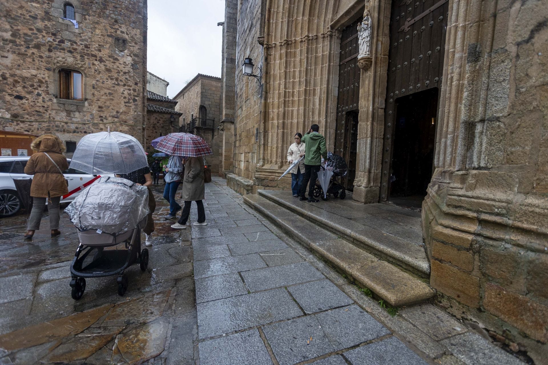 La presentación de los niños ante la Virgen de la Montaña, en imágenes