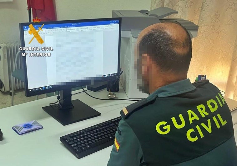Detenidos tras robar 58.000 euros en dos casas de Villar del Rey cuando los dueños estaban de romería