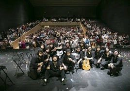 Las mejores imágenes de la actuación en Mérida de 'Los Calaíta', ganadores del Carnaval de Cádiz 2025