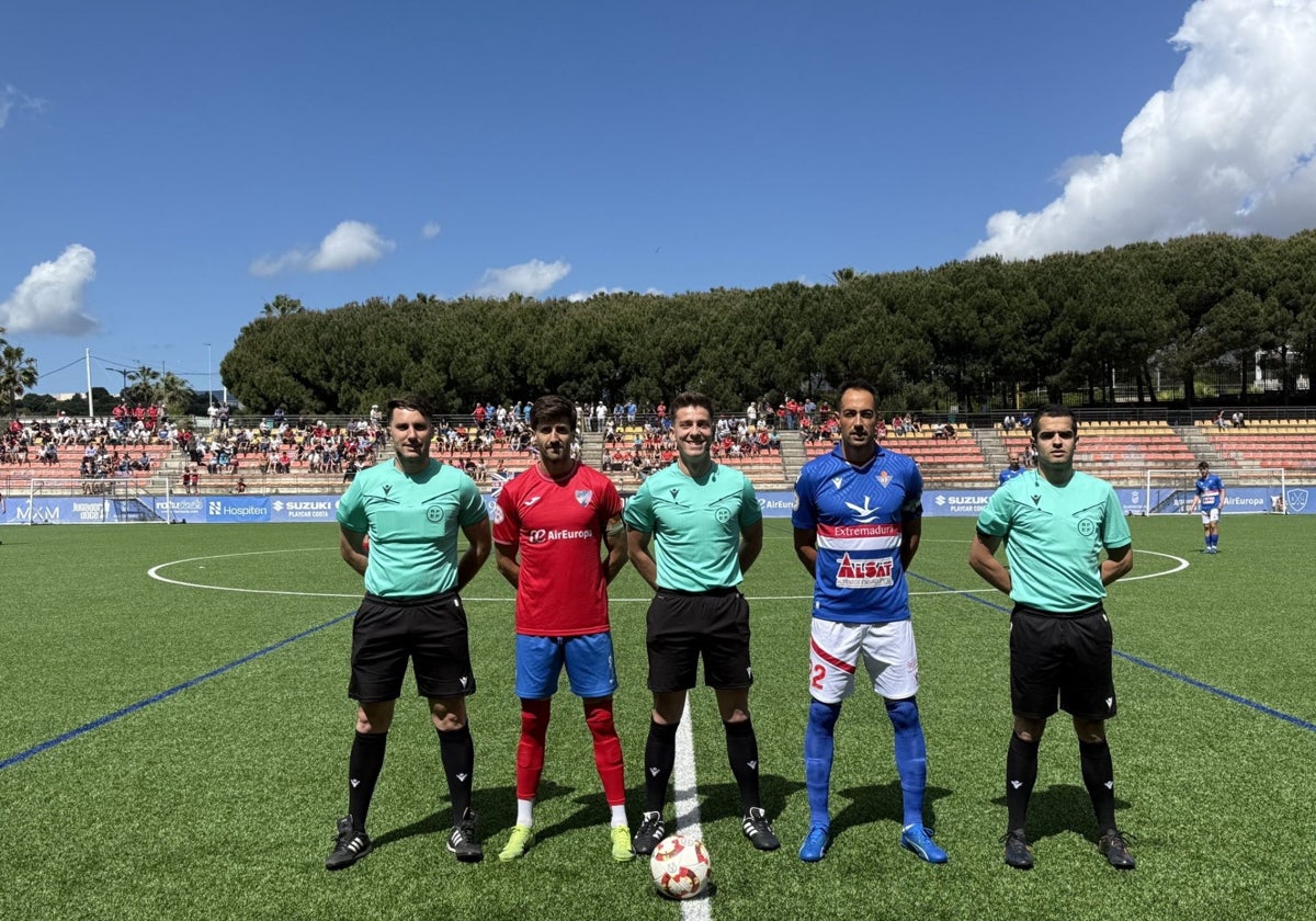 Digno punto final para un Don Benito que no esquiva el farolillo rojo