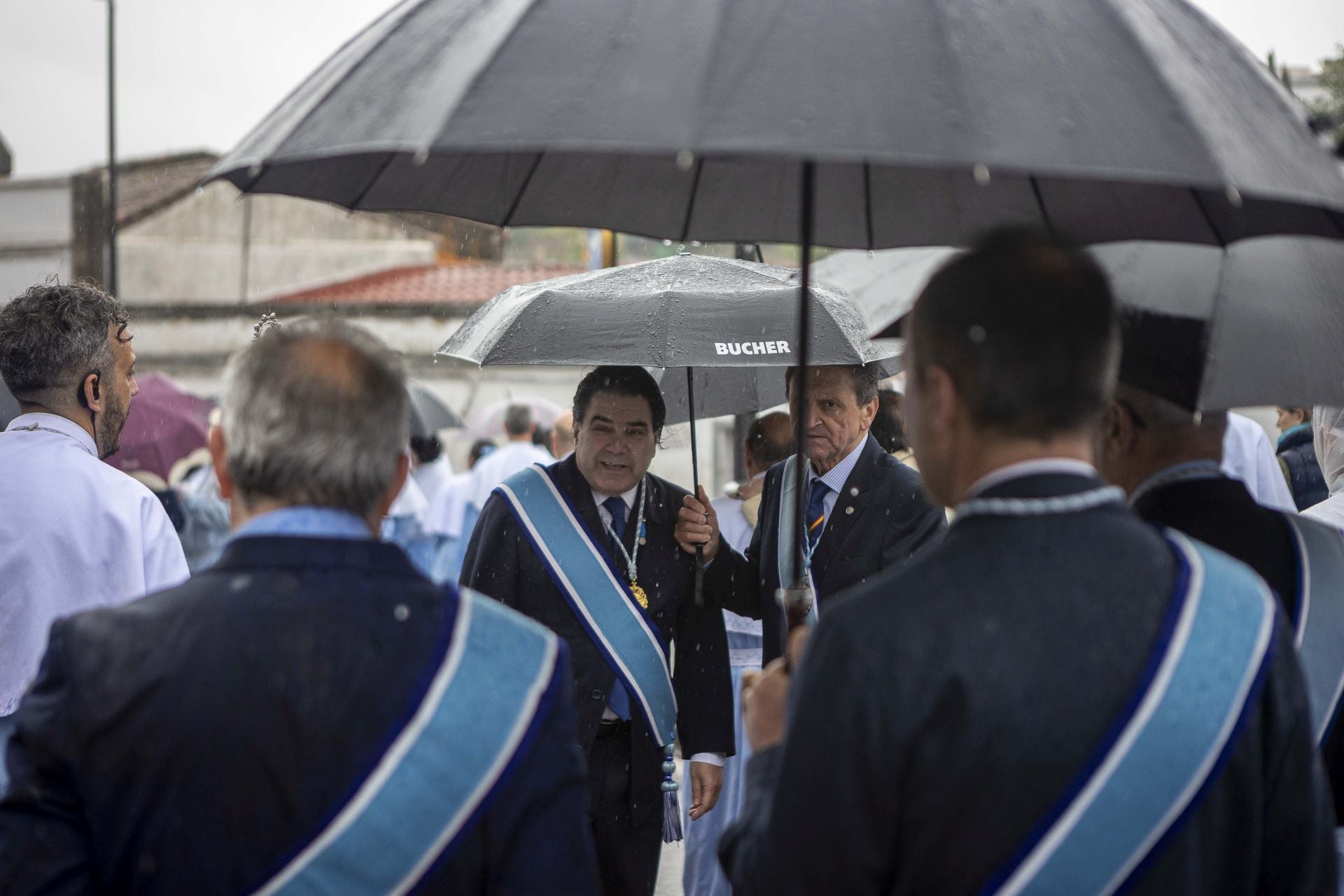 El regreso de la patrona de Cáceres a su santuario, en imágenes