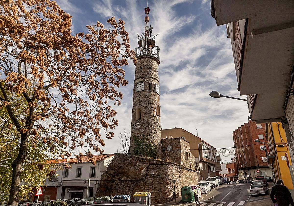 El Tribunal Supremo zanja el conflicto de las antenas en la Plaza de Italia de Cáceres