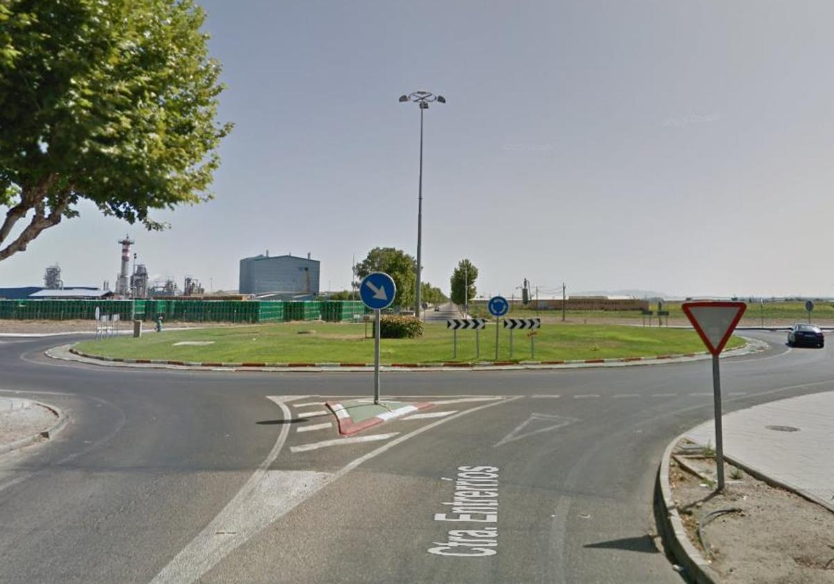 Dos jóvenes heridos con fractura en la cara tras un accidente en Villanueva de la Serena