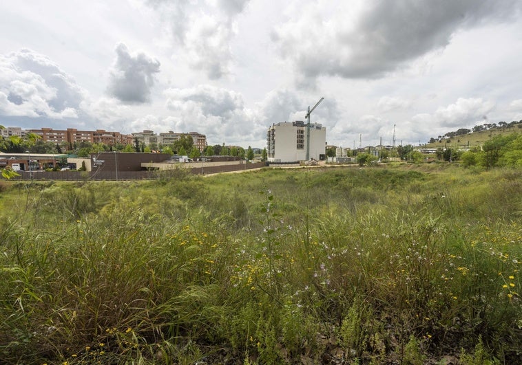 Proyectan una superficie comercial de 2.500 metros frente a la estación de tren de Cáceres