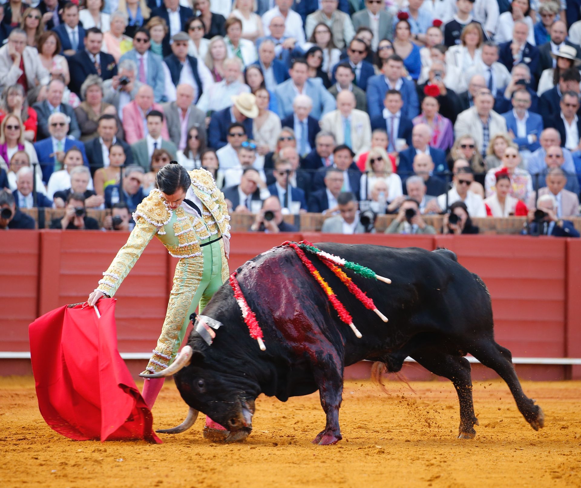 Las mejores imágenes del festejo con Perera, Roca Rey y Juan Ortega