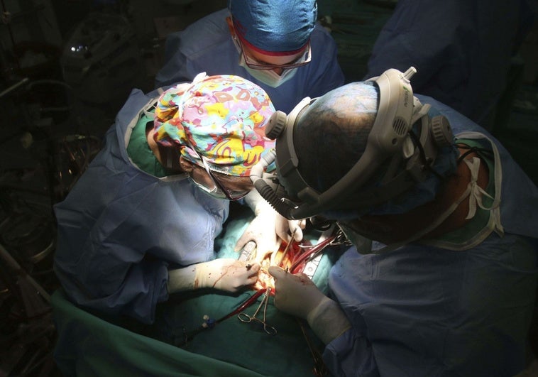 Los hospitales privados realizan casi el 20% de las operaciones en Extremadura