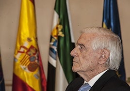 Enrique Sánchez de León, un hombre para la Transición