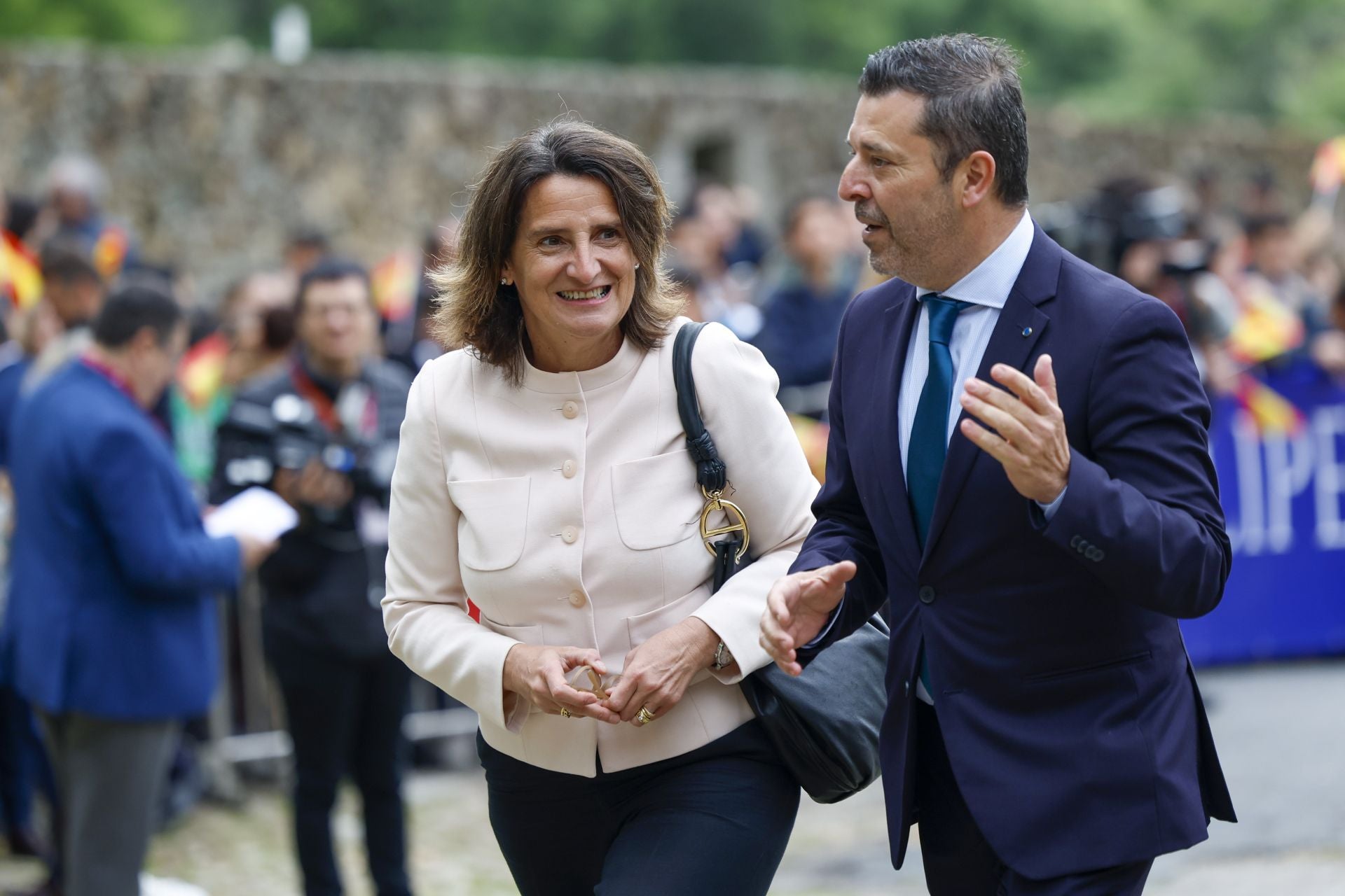 Fotos | Felipe VI preside la entrega del Premio Carlos Yuste a Josep Borrell