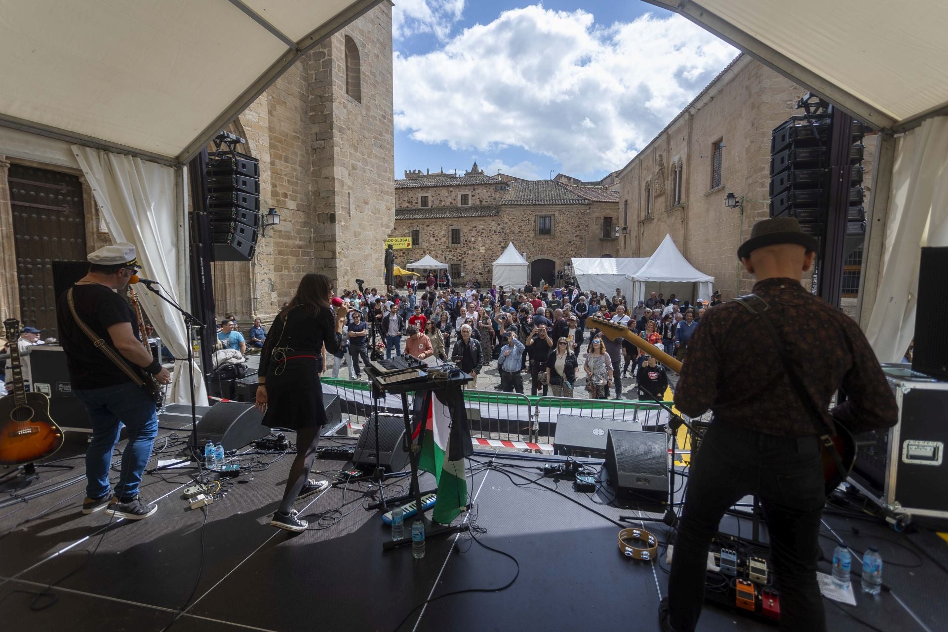 Fotos | Así ha sido el viernes de Womad en Cáceres