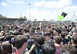 Fotos | Así se ha vivido el ascenso del Gévora a Tercera