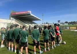 Conjura verdiblanca de cara a la vuelta ante el Ávila.