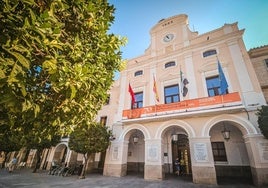 Mérida contratará por un año a 120 desempleados con el plan de la Junta