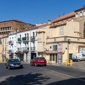 El hombre del 92 años se desplomó en la entrada a la calle Talavera.
