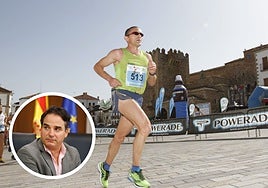 En el círculo, el doctor Luis Tobajas sobre una imagen de archivo de la Media Maratón de Cáceres a su paso por la Plaza Mayor.