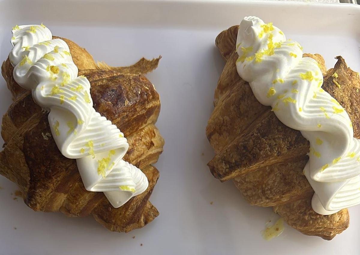 Imagen secundaria 1 - Croissants de José Luis Delgado. Tradicionales, pero a la última.