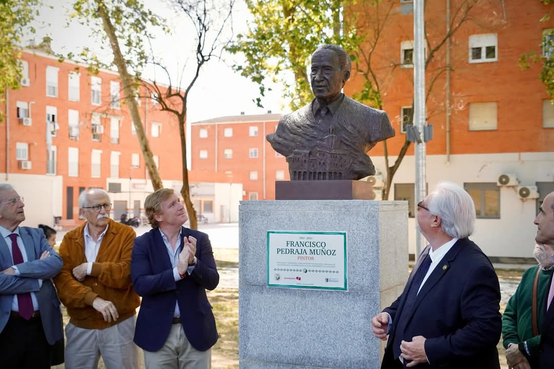 Imagen principal - Badajoz se va de romería con Menacho