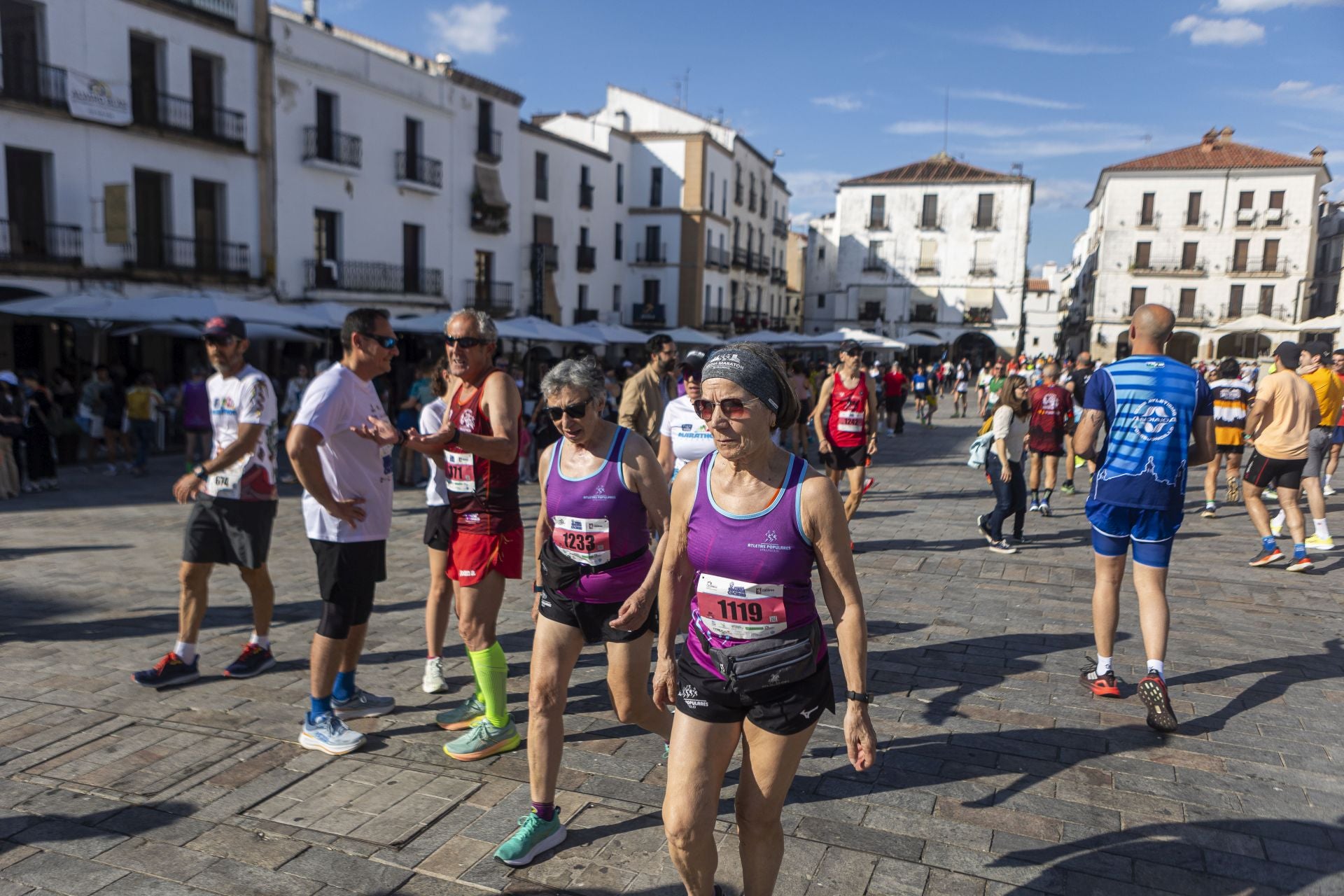 Las mejores fotos de la media maratón de Cáceres con récord de participación