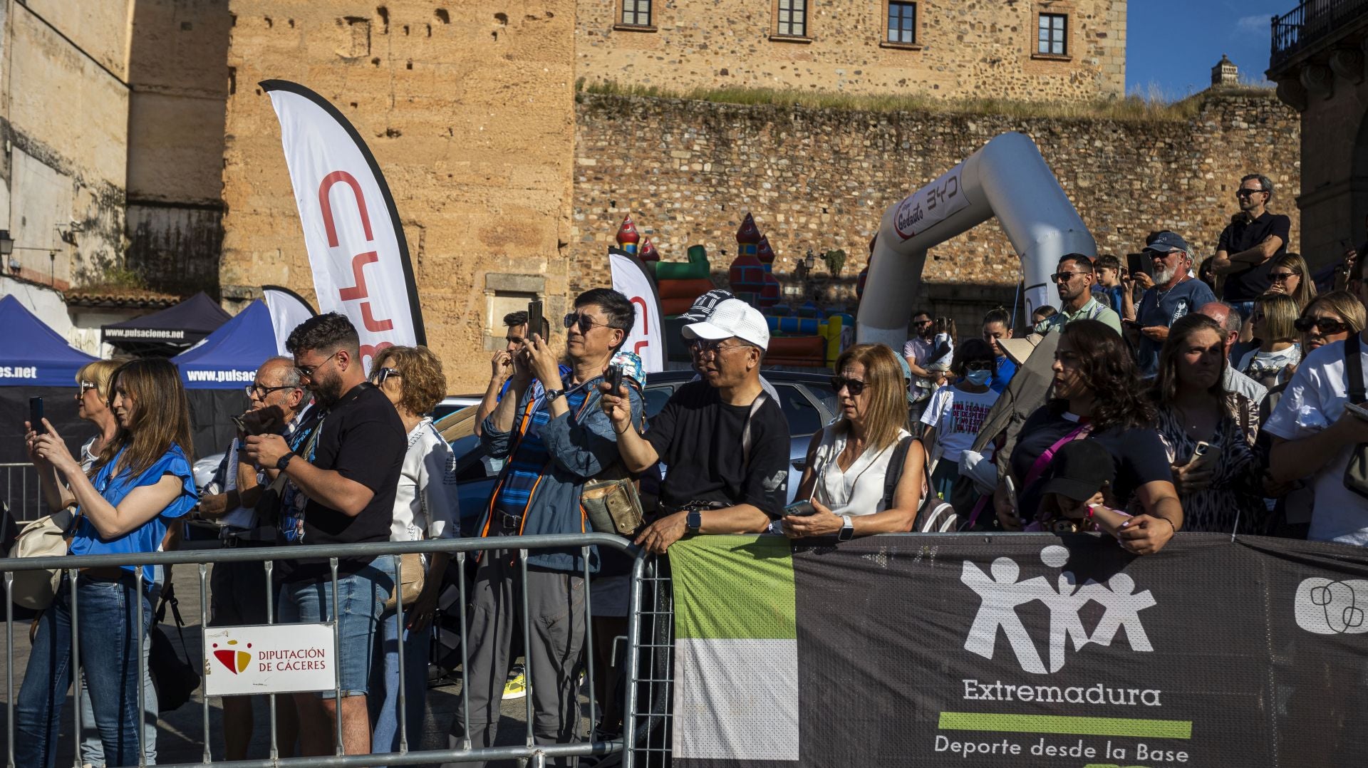 Las mejores fotos de la media maratón de Cáceres con récord de participación