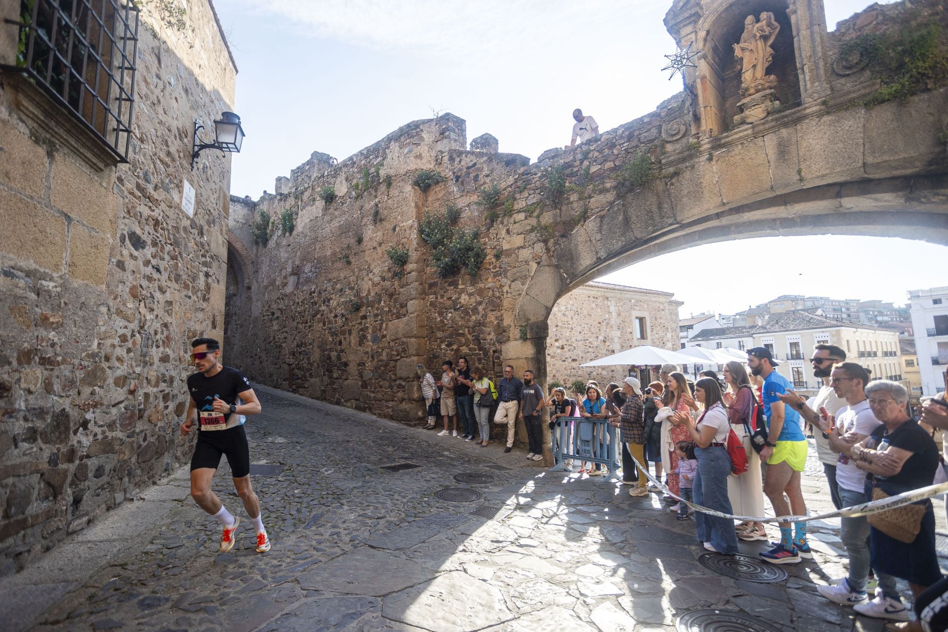 Las mejores fotos de la media maratón de Cáceres con récord de participación