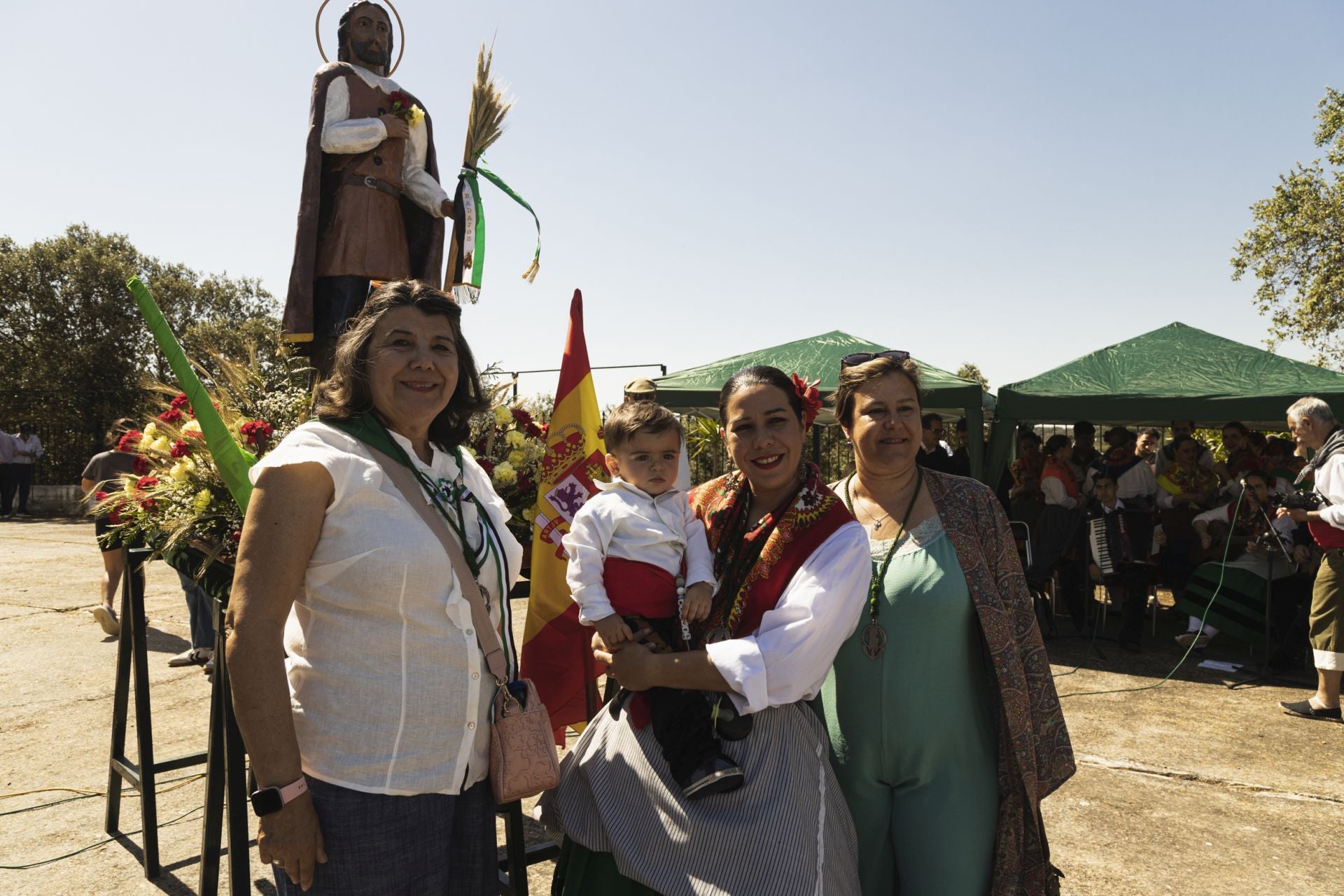 Las mejores imágenes de la romería de San Isidro en Badajoz