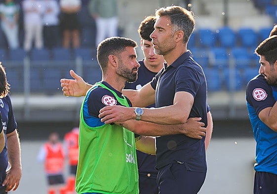 Pajuelo y Cifuentes se abrazan tras el final en Valdebebas.