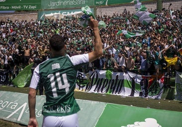 Malestar entre la afición del Cacereño con el Estepona por jugar a las 21.00