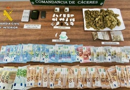 Material incautado en la operación 'Berata'.