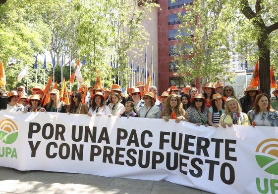 La concentración tuvo lugar frente a la sede de la UE en Madrid.