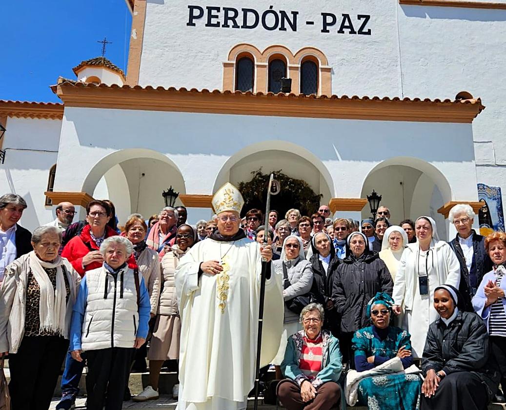Peregrinos celebran el 80 aniversario de las apariciones marianas de Chandavila.