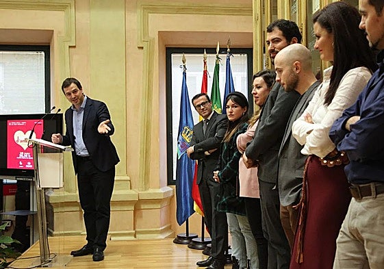 David Sánchez Pérez-Castejón durante la presentación de una edición del programa Ópera Joven.