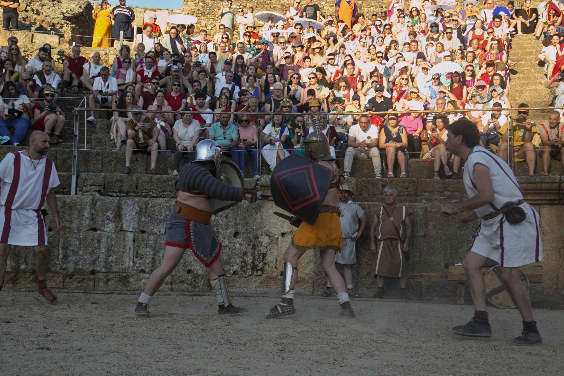 Fotos | Lucha de gladiadores en Emerita Lvdica 2025