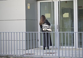 La jueza Beatriz Biedma accede a los Juzgados de Badajoz.