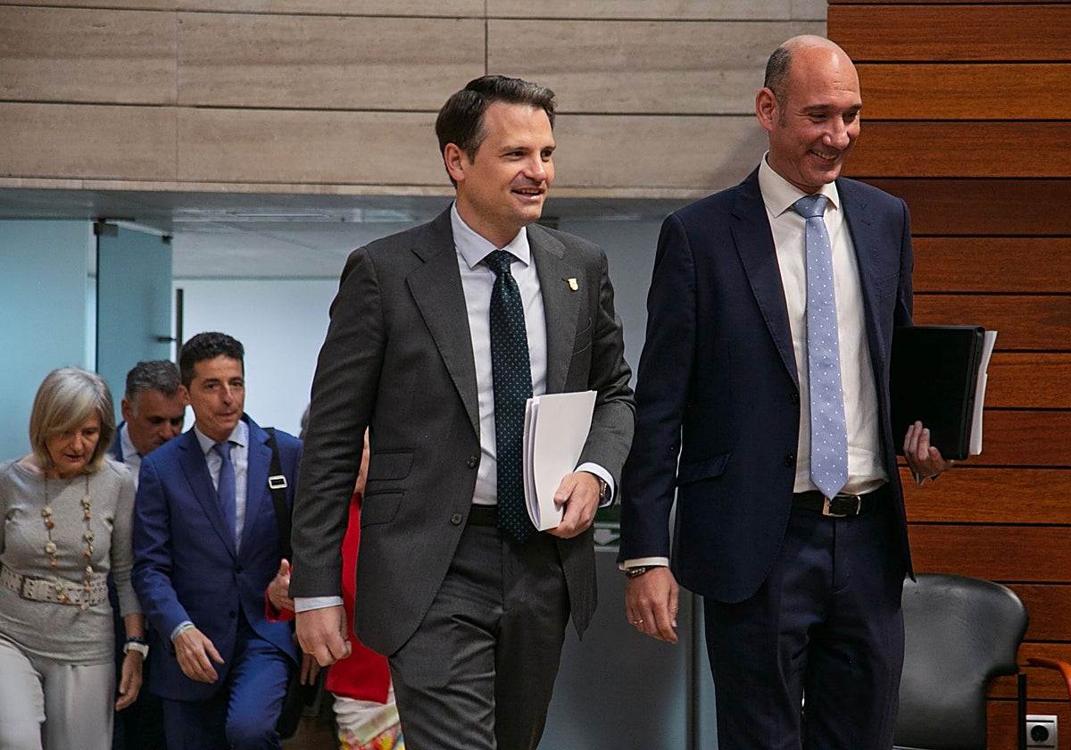 El PP le exige a Gallardo que renuncie a su aforamiento antes de pedir ...