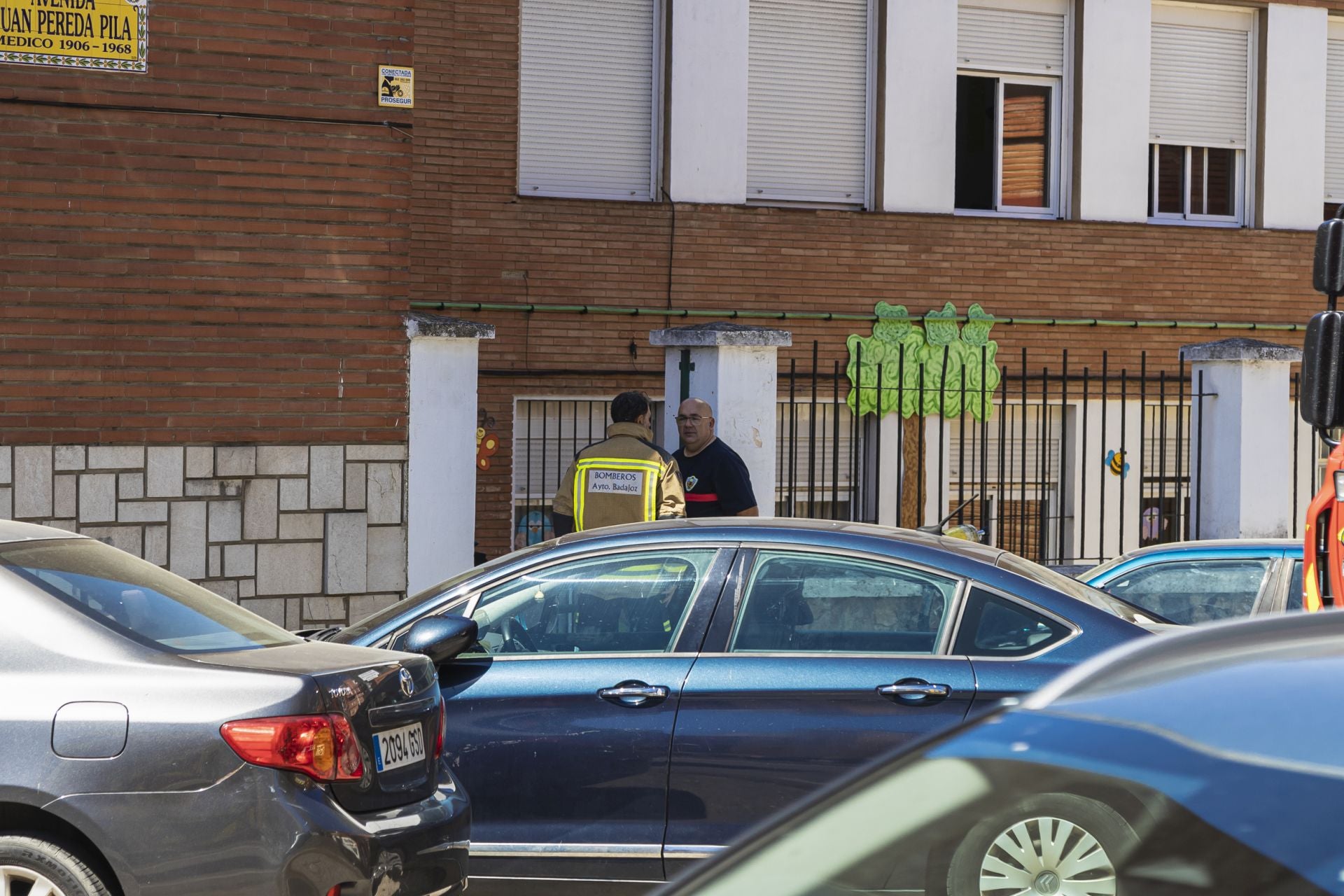 Fotos | Incendio en el laboratorio de los Maristas de Badajoz