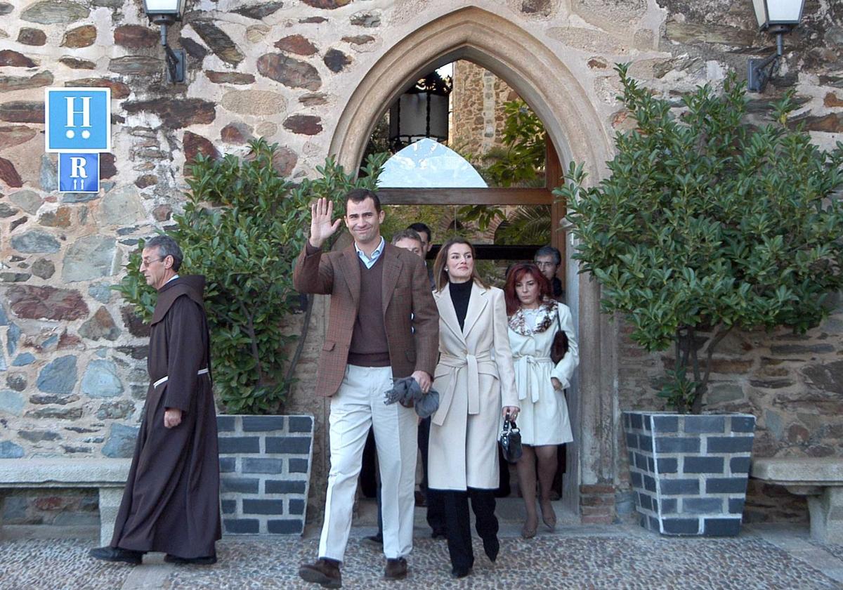 Don Felipe y Doña Letizia, entones Príncipes de Asturias, visitaron Guadalupe en 2004.