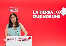  Isabel Gil Rosiña, portavoz del PSOE extremeño.