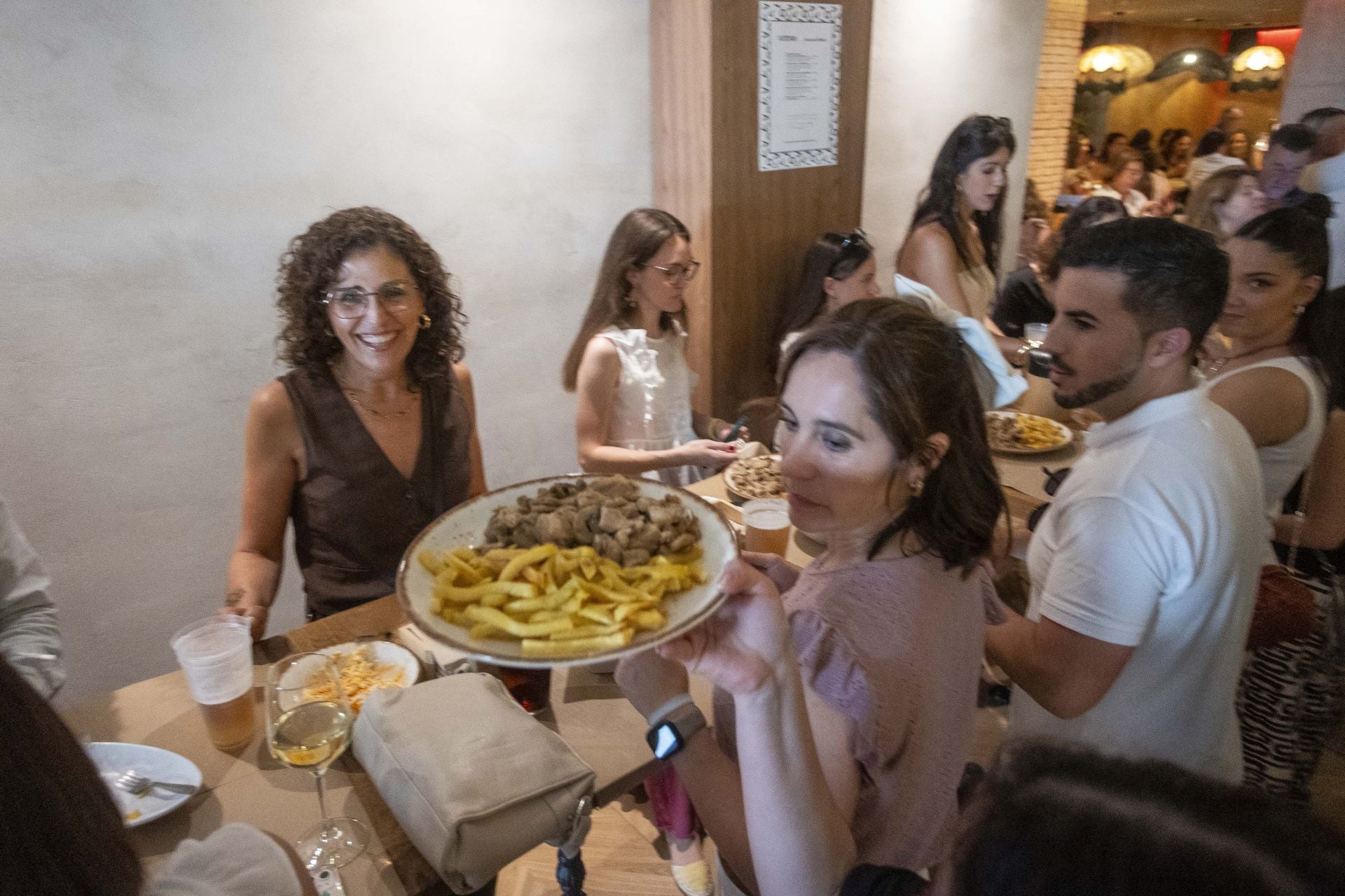 Ambiente en la feria de día de Cáceres