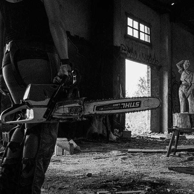 Fotos | Lupe Arévalo, campeona de talla con motosierra