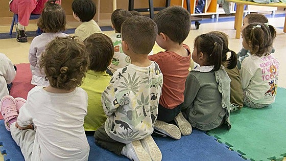 Manuel y Lucía, los nombres que más se repiten entre los niños extremeños
