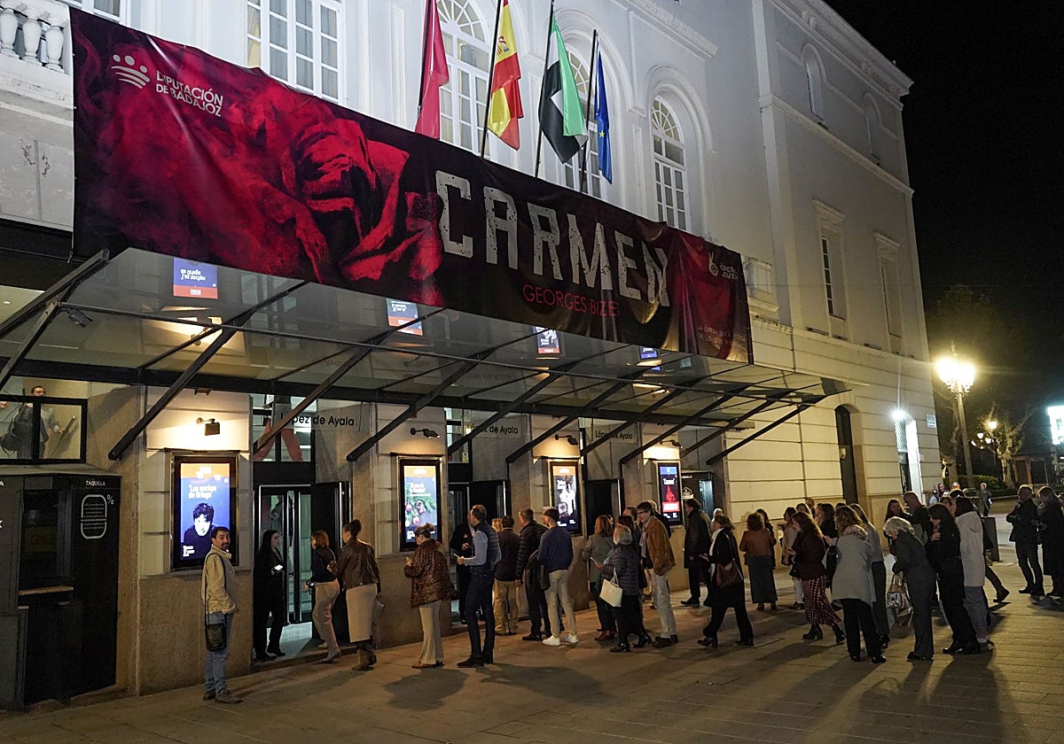 Estreno de la ópera Carmen en el teatro López de Ayala de Badajoz.