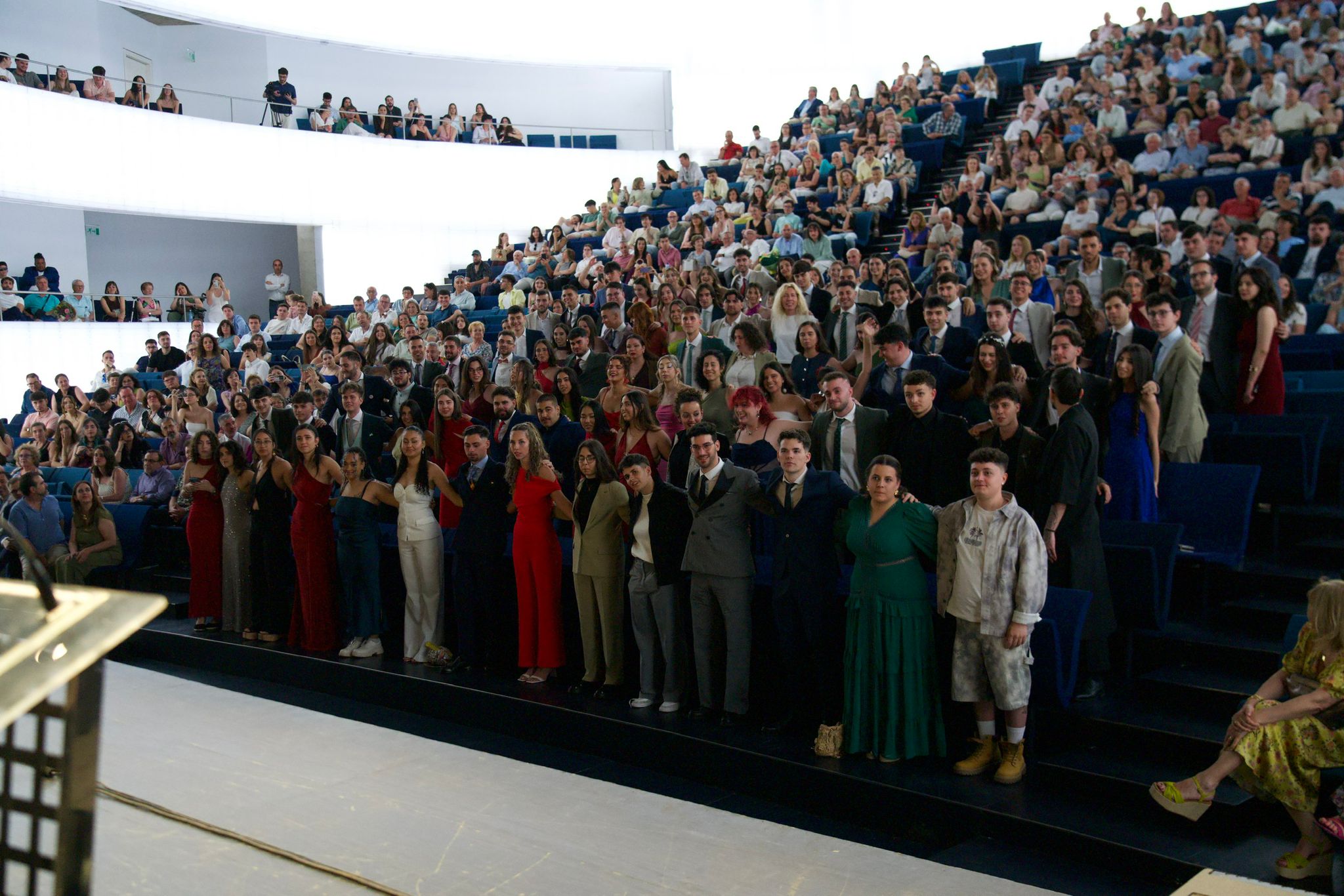 Fotos | El ministro extremeño Carlos Cuerpo ejerce de padrino en la UEx